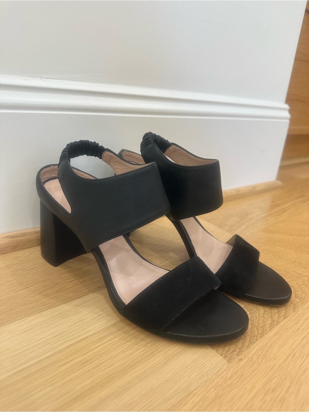 Stuart Weitzman Erica Black Block Heel Slingback Sandals, Size 8